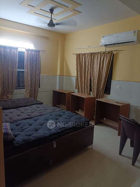 PG for Boys in Shakarpur Khas