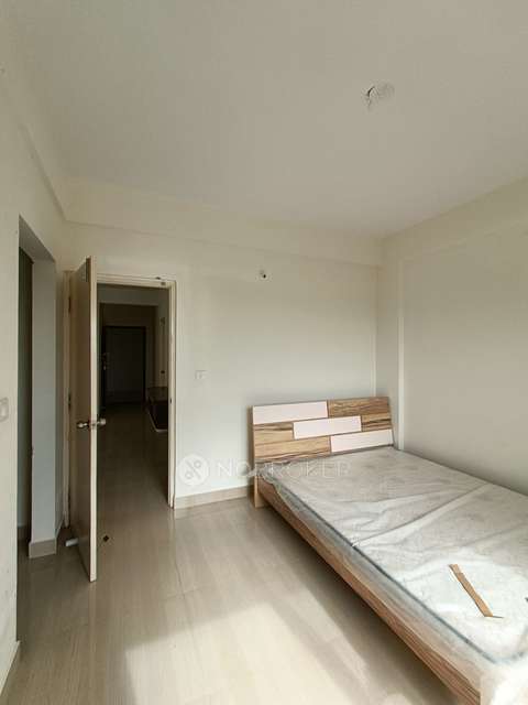 3 BHK Flat In Vakil Daffodils For Sale  In Madiwala