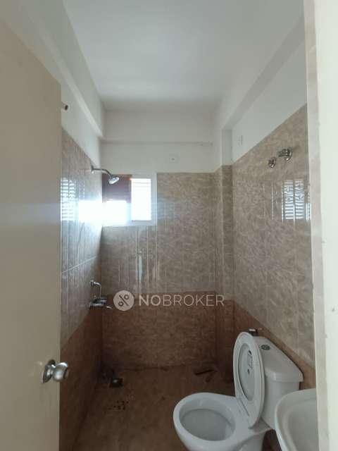 3 BHK Flat In Vakil Daffodils For Sale  In Madiwala