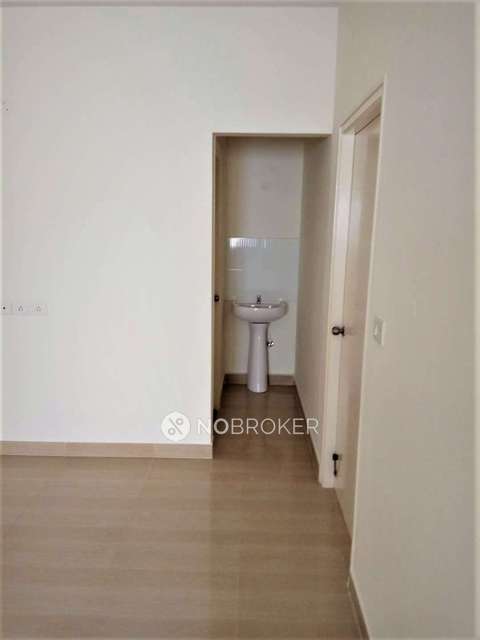 3 BHK Flat In Vakil Daffodils For Sale  In Madiwala