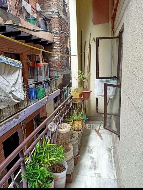 2 BHK Flat In Apartment For Sale  In Badarpur