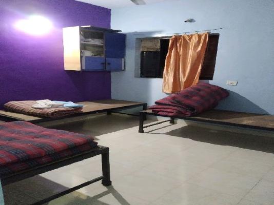 PG for Girls in Karve Nagar