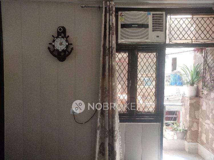 1 BHK Flat In Shivaay Apartment For Sale  In Mahavir Enclave 