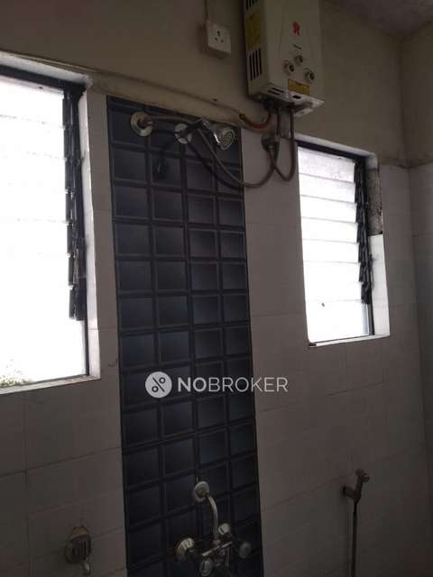 2 BHK Flat In Subhadra Height For Sale  In Raviwar Peth