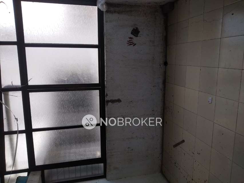 2 BHK Flat In Subhadra Height For Sale  In Raviwar Peth