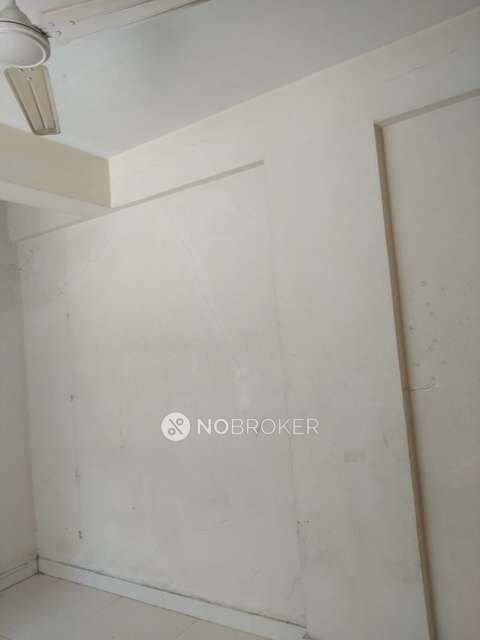 2 BHK Flat In Subhadra Height For Sale  In Raviwar Peth