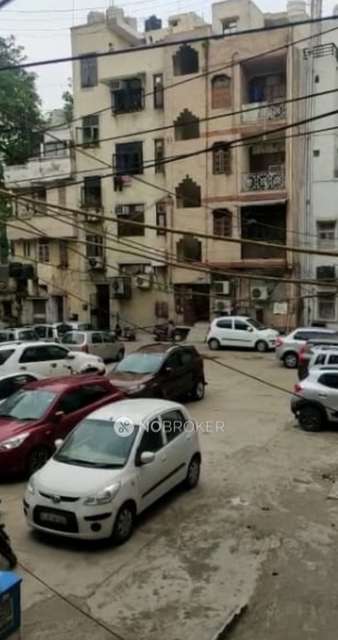 3 BHK Flat In Stadalone Building For Sale  In  Rajinder Nagar