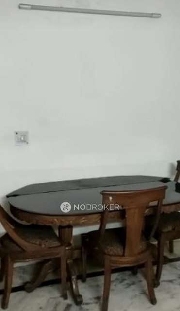 3 BHK Flat In Stadalone Building For Sale  In  Rajinder Nagar