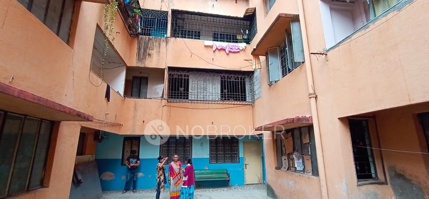 1 BHK Flat In Standalone Buiilding For Sale  In Bhawani Peth