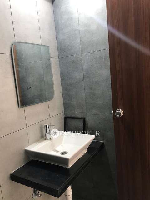 2 BHK Flat In Kingsbury, Pride World City for Rent In Pride World City