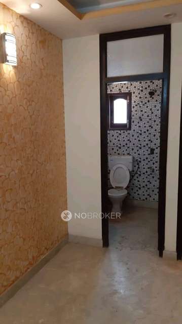 2 BHK Flat In Builder Floor  For Sale  In Fatehpur Beri