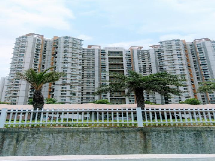 claremont C Laxmi Nagar, Balkum Pada, Majiwada Without Brokerage