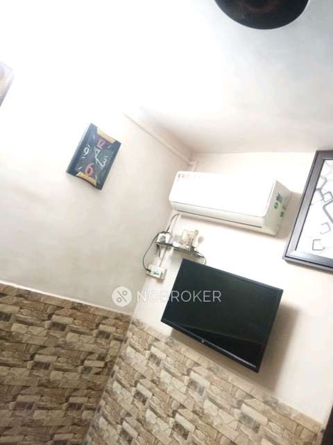 1 RK Flat In Rajesh Bhuvan Society For Sale  In Thane West