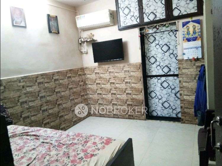 1 RK Flat In Rajesh Bhuvan Society For Sale  In Thane West