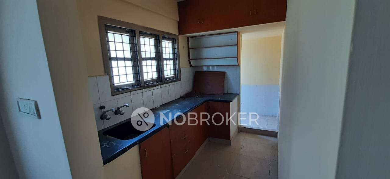 2 BHK Flat In Sri Lakshmi Comforts For Sale  In Kumaraswamy Layout