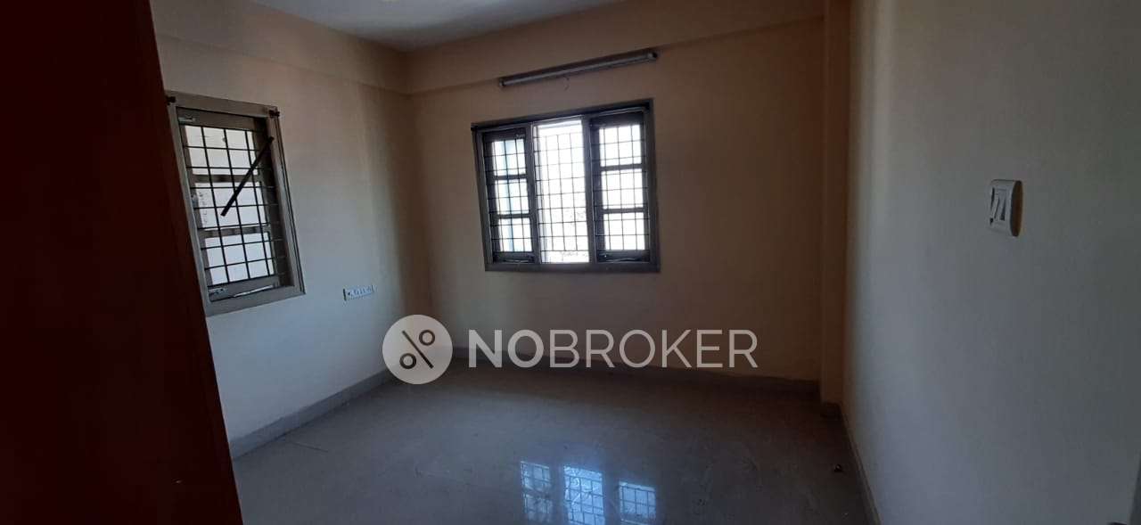 2 BHK Flat In Sri Lakshmi Comforts For Sale  In Kumaraswamy Layout