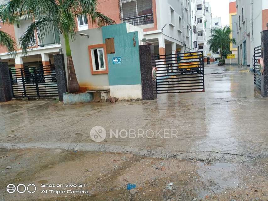 3 BHK Flat In Sanjana Malathi Complex For Sale  In Uppal