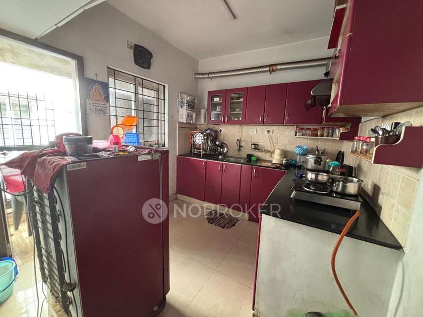 2 BHK Flat In Vgn Krona For Sale  In Gerugambakkam