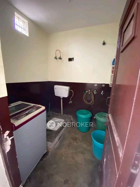 2 BHK Flat In Housing Board Colony For Sale  In Sector 21d