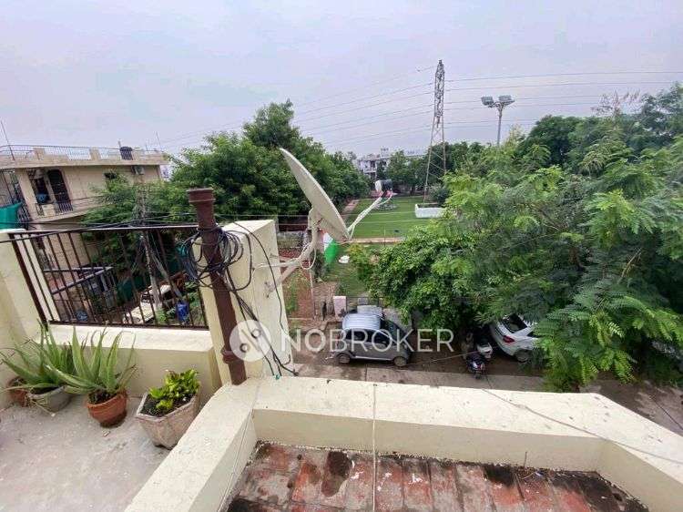 2 BHK Flat In Housing Board Colony For Sale  In Sector 21d