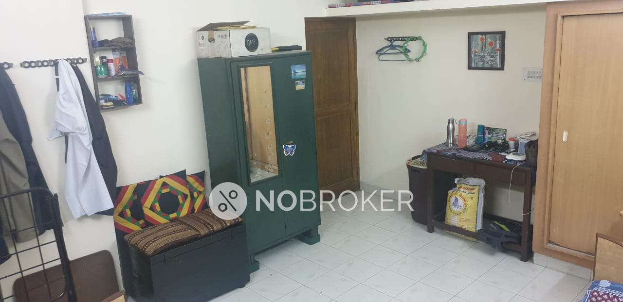 2 BHK Flat In Krishna Colony For Sale  In Anna Nagar East