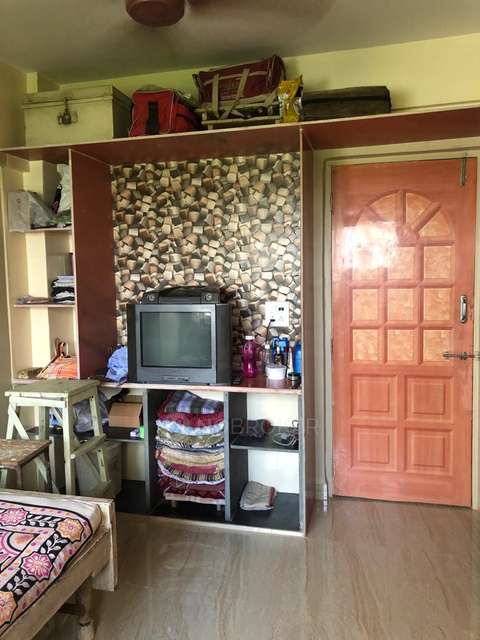 1 RK Flat In Ramnagar Chs  For Sale  In Ghatkopar East