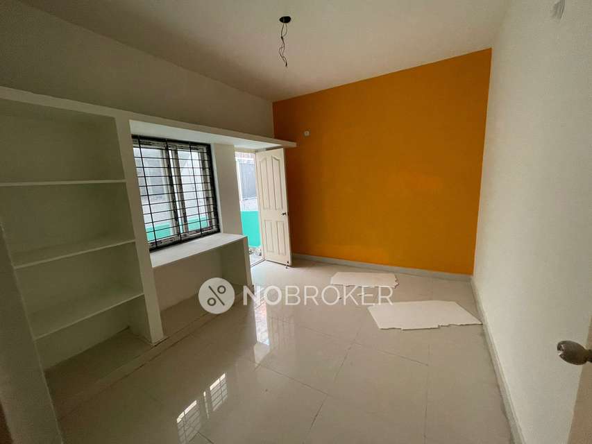 2 BHK Flat In Namika Apartment For Sale  In Patancheruvu