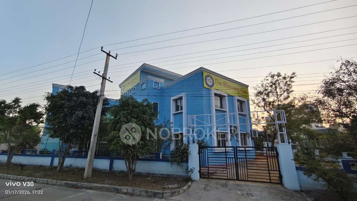 2 BHK Flat In Namika Apartment For Sale  In Patancheruvu
