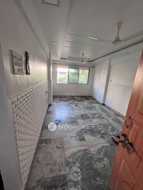 2 BHK Flat In Tukaram Park Co-op Housing Society For Sale  In  Thane West