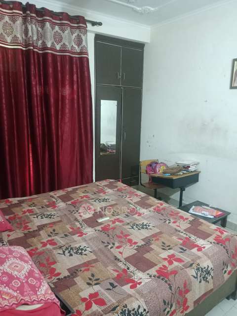 2 BHK Flat In Adarsh Apartment For Sale  In Neb Sarai, Sainik Farm