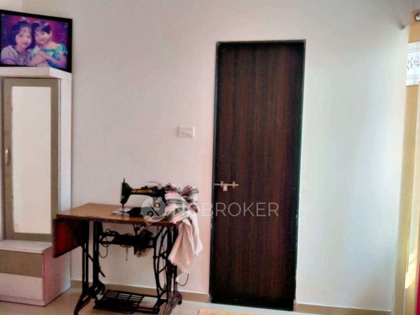 2 BHK Flat In Daffodils Avenue  For Sale  In Somatane Phata