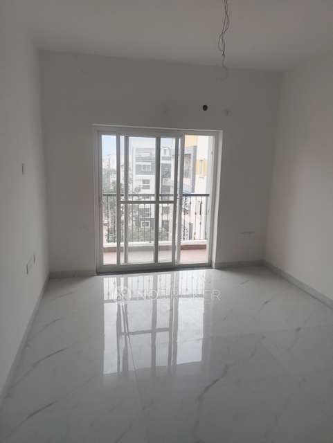 2 BHK Flat In Castello  For Sale  In  Kondapur