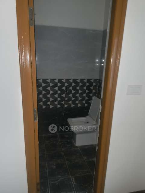 2 BHK Flat In Castello  For Sale  In  Kondapur