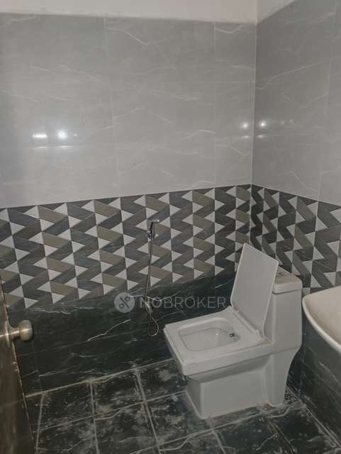 2 BHK Flat In Castello  For Sale  In  Kondapur