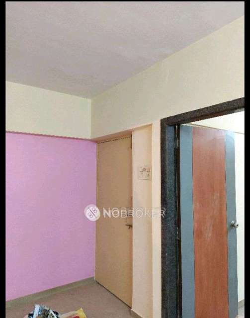 1 RK Flat In Shreeji Vijay Chsl For Sale  In Kandivali West