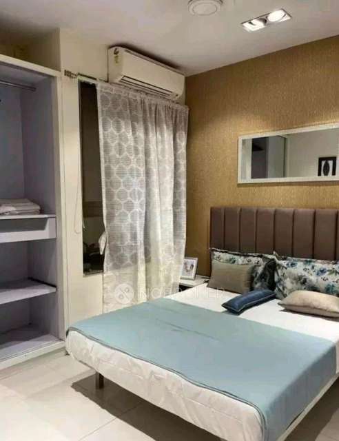 1 BHK Flat In Shivalik  North Gulmohar Avenue For Sale  In Bandra East