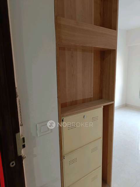 1 BHK Flat In Shivalik  North Gulmohar Avenue For Sale  In Bandra East