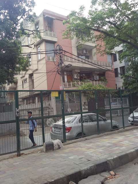 3 BHK Flat For Sale  In Naraina