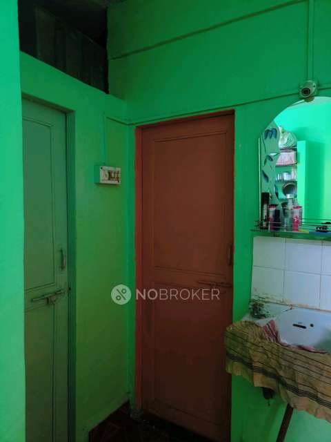 Single Room for Female In 1 RK  In Baghirati Building,balajinagar In Balaji Nagar