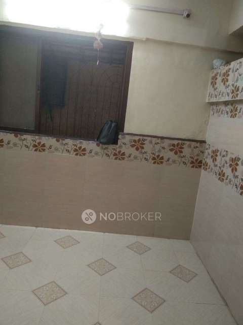 1 RK Flat In Kulswami Niwas For Sale  In Thane