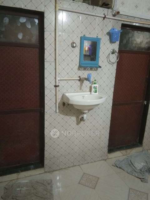 1 RK Flat In Kulswami Niwas For Sale  In Thane