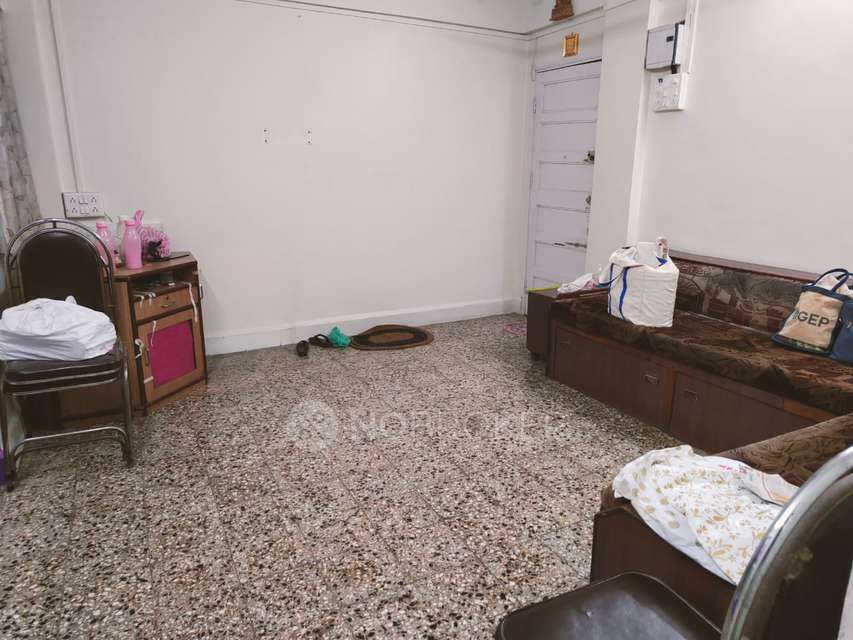 1 BHK House for Rent  In Kandiwali West
