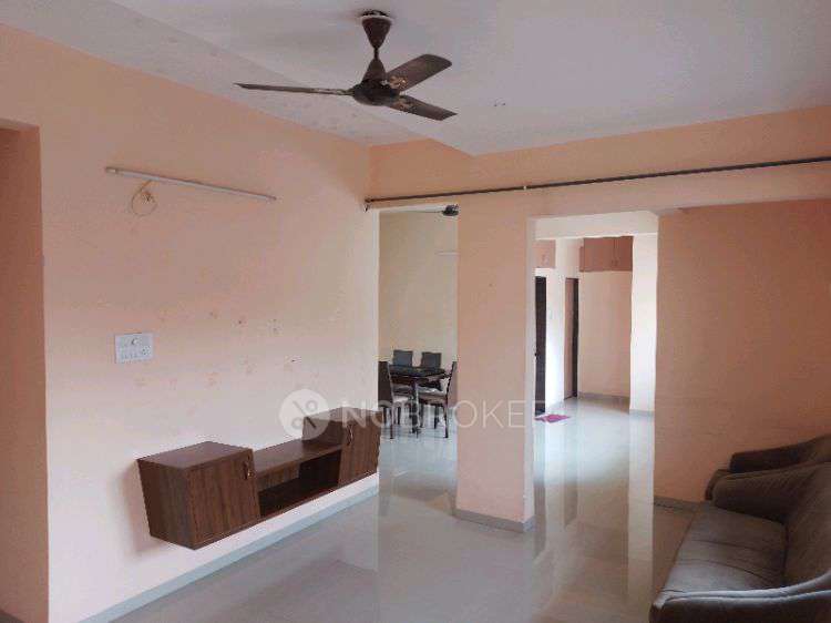 2 BHK Flat In Bramha Horizon Coopearative Housing Society for Rent  In Lullanagar