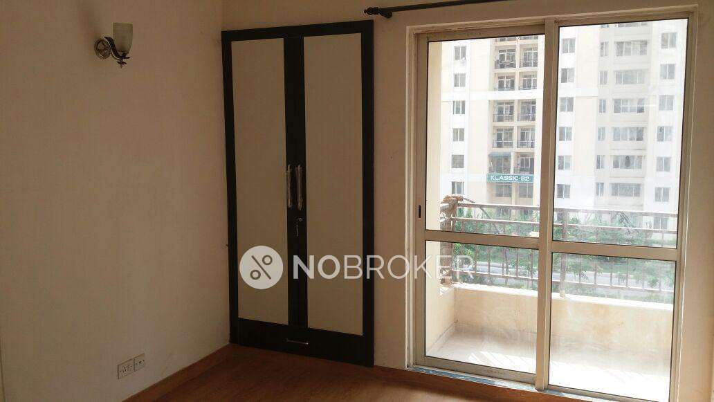 3 BHK Flat In Jaypee Kosmos For Sale  In Sector 134