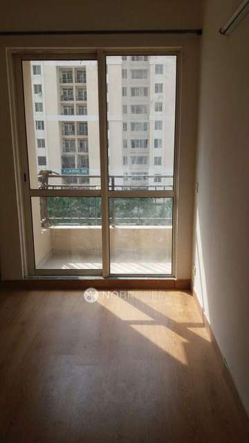 3 BHK Flat In Jaypee Kosmos For Sale  In Sector 134