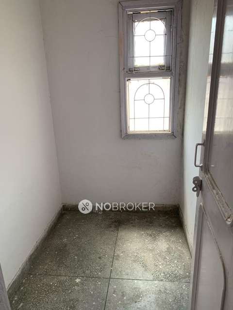 3 BHK Flat In Pragatisheel Apartment For Sale  In Rohini