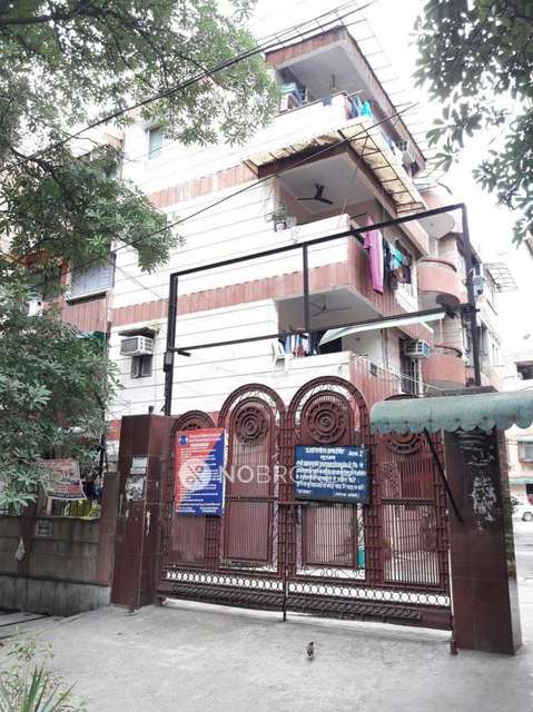 3 BHK Flat In Pragatisheel Apartment For Sale  In Rohini