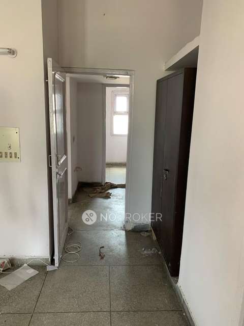 3 BHK Flat In Pragatisheel Apartment For Sale  In Rohini