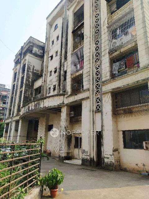 2 BHK Flat In Pluto Apartment For Sale  In Goregaon West