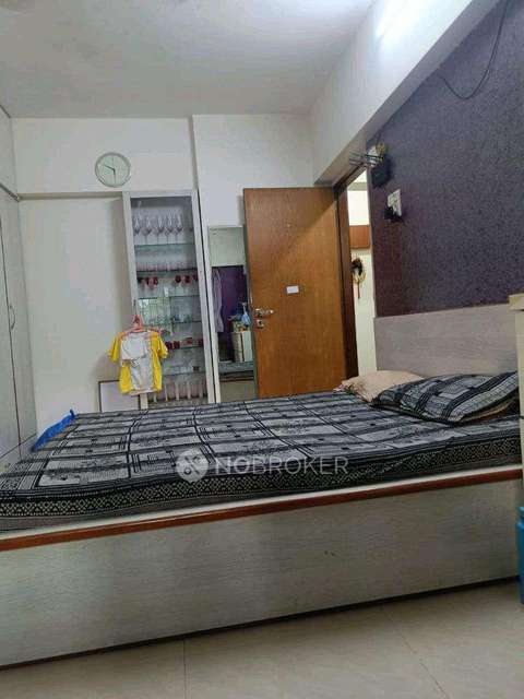 2 BHK Flat In Pluto Apartment For Sale  In Goregaon West